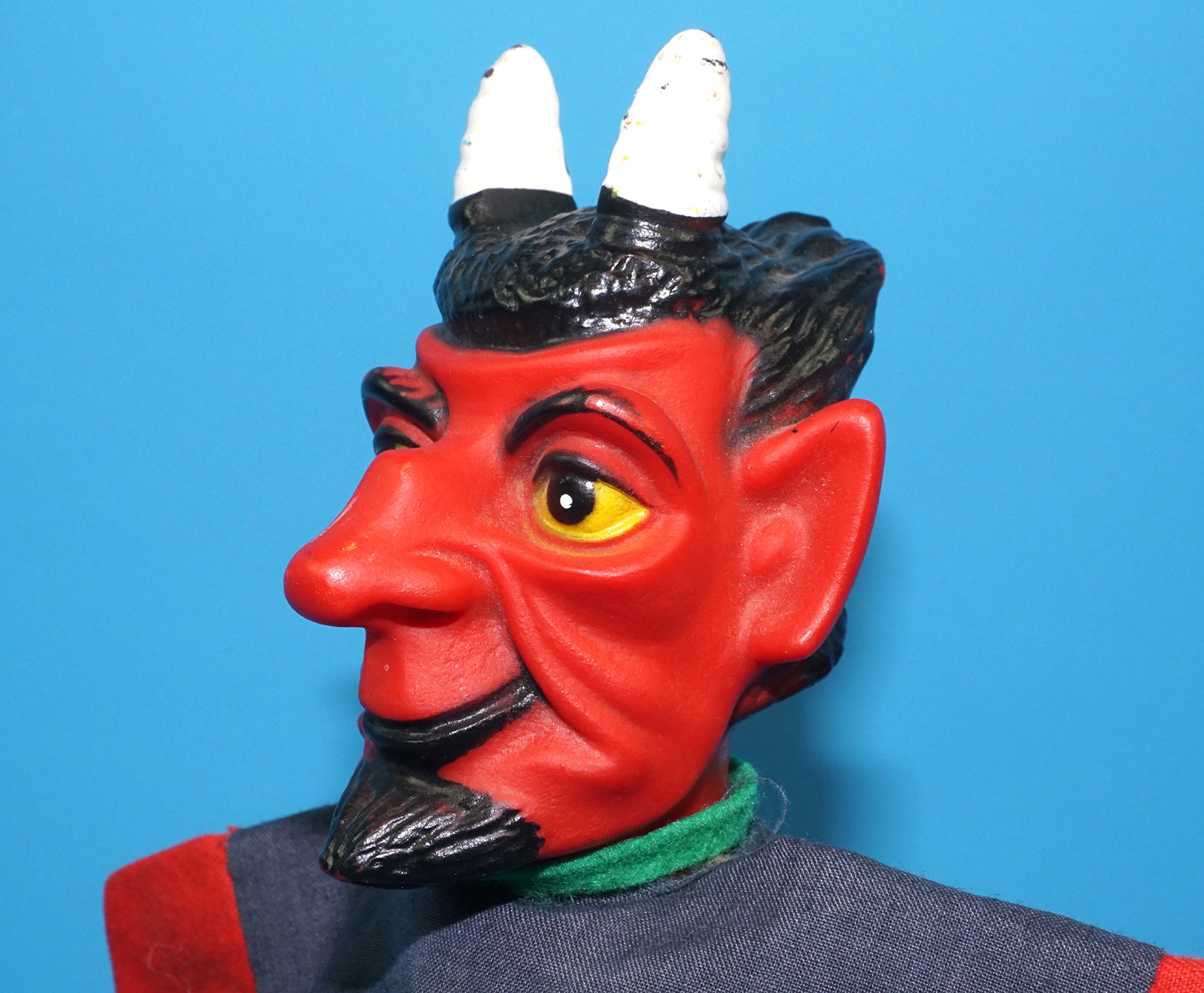 PUNCH & JUDY VINTAGE HAND PUPPET DEMON DEVIL SATAN 1970s GERMANY RUBBER SOFT VINYL HEAD - Image 5