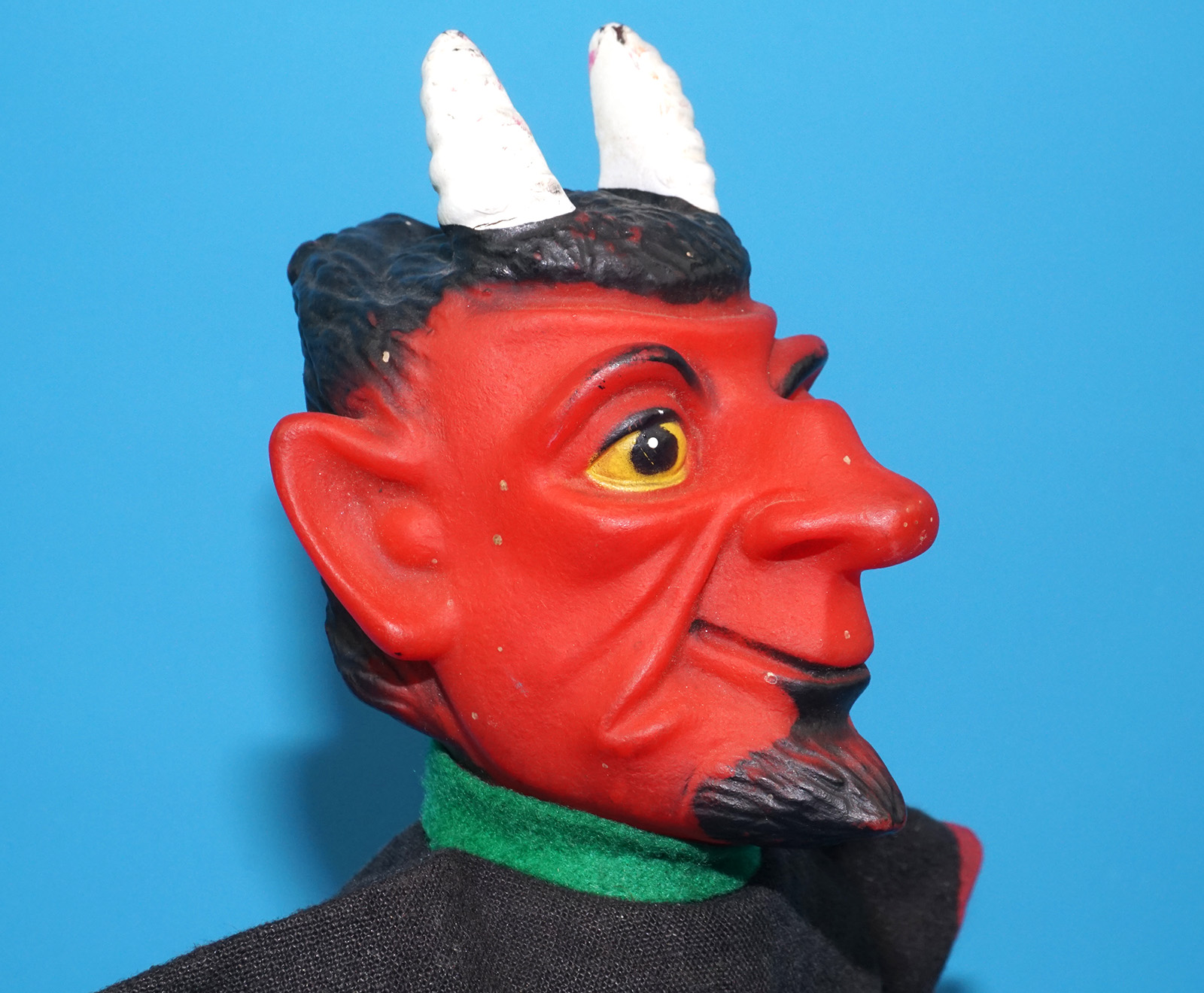 PUNCH & JUDY VINTAGE HAND PUPPET DEMON DEVIL SATAN 1970s GERMANY RUBBER SOFT VINYL HEAD - Image 4