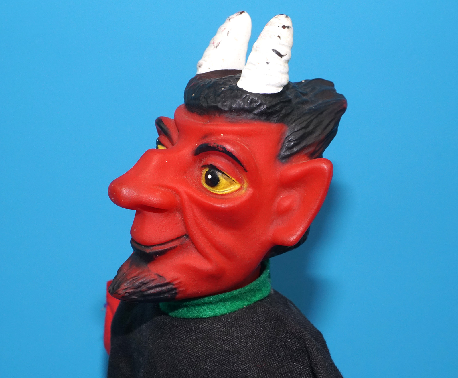PUNCH & JUDY VINTAGE HAND PUPPET DEMON DEVIL SATAN 1970s GERMANY RUBBER SOFT VINYL HEAD - Image 5