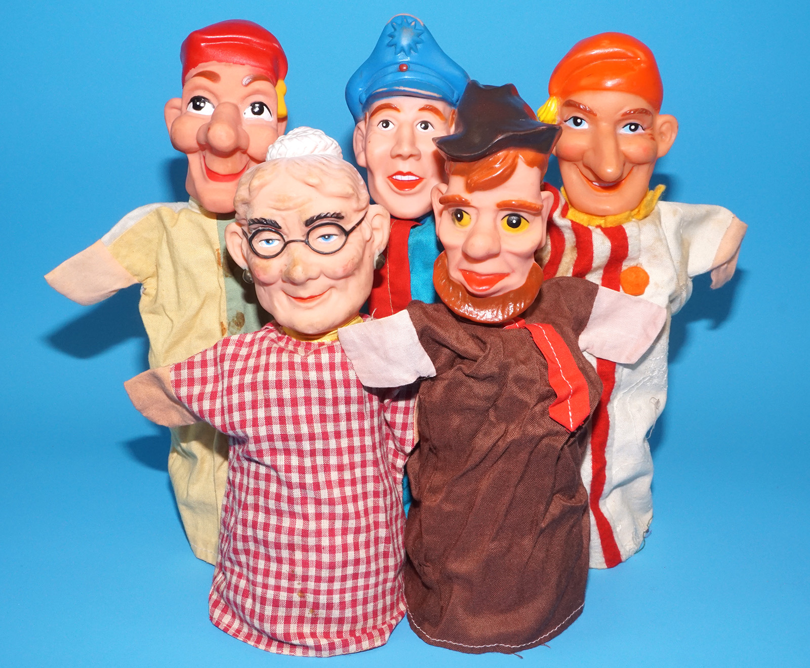 PUNCH & JUDY VINTAGE HAND PUPPET LOT (5) 1970s GERMANY RUBBER SOFT VINYL HEAD - Image 3
