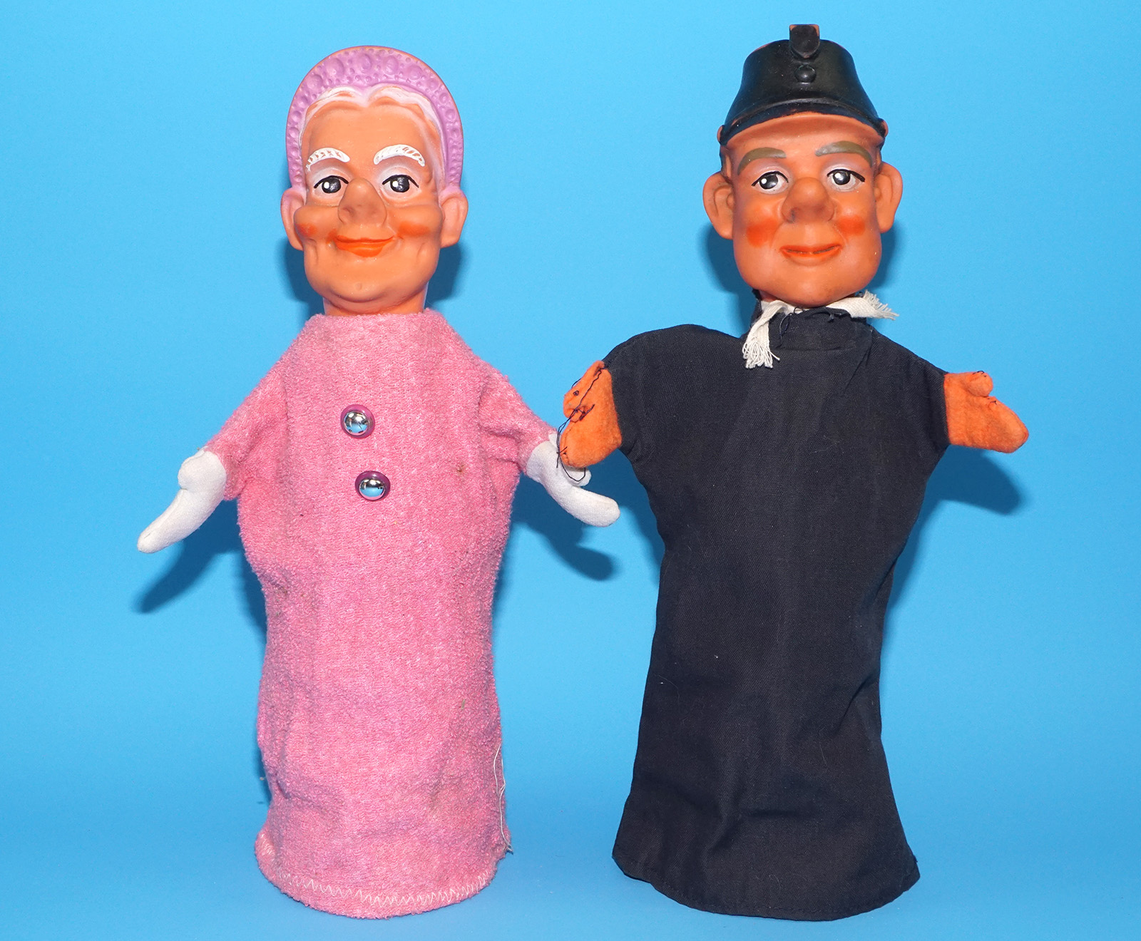 PUNCH & JUDY VINTAGE HAND PUPPET LOT (4) 1960s GERMANY RUBBER SOFT VINYL HEAD - Image 4