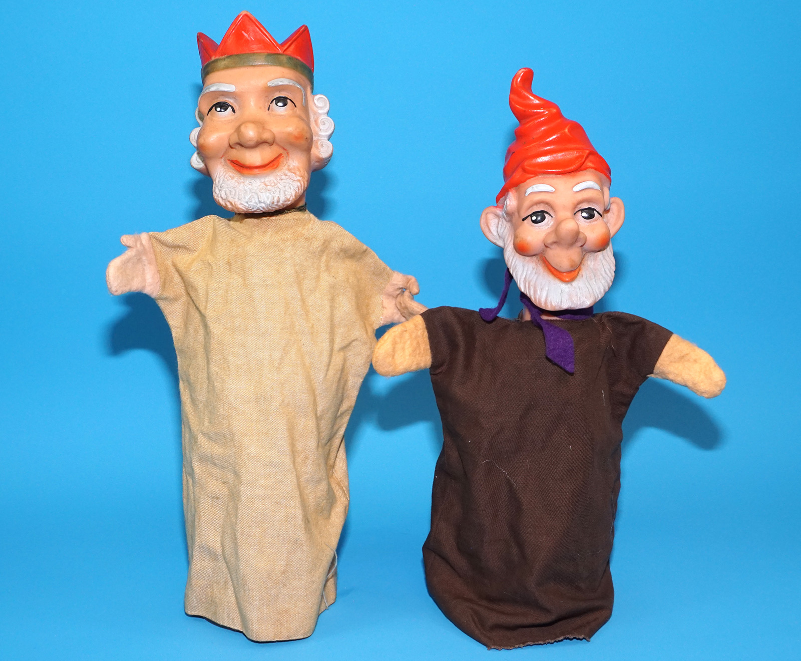 PUNCH & JUDY VINTAGE HAND PUPPET LOT (8) 1970s GERMANY RUBBER SOFT VINYL HEAD - Image 3