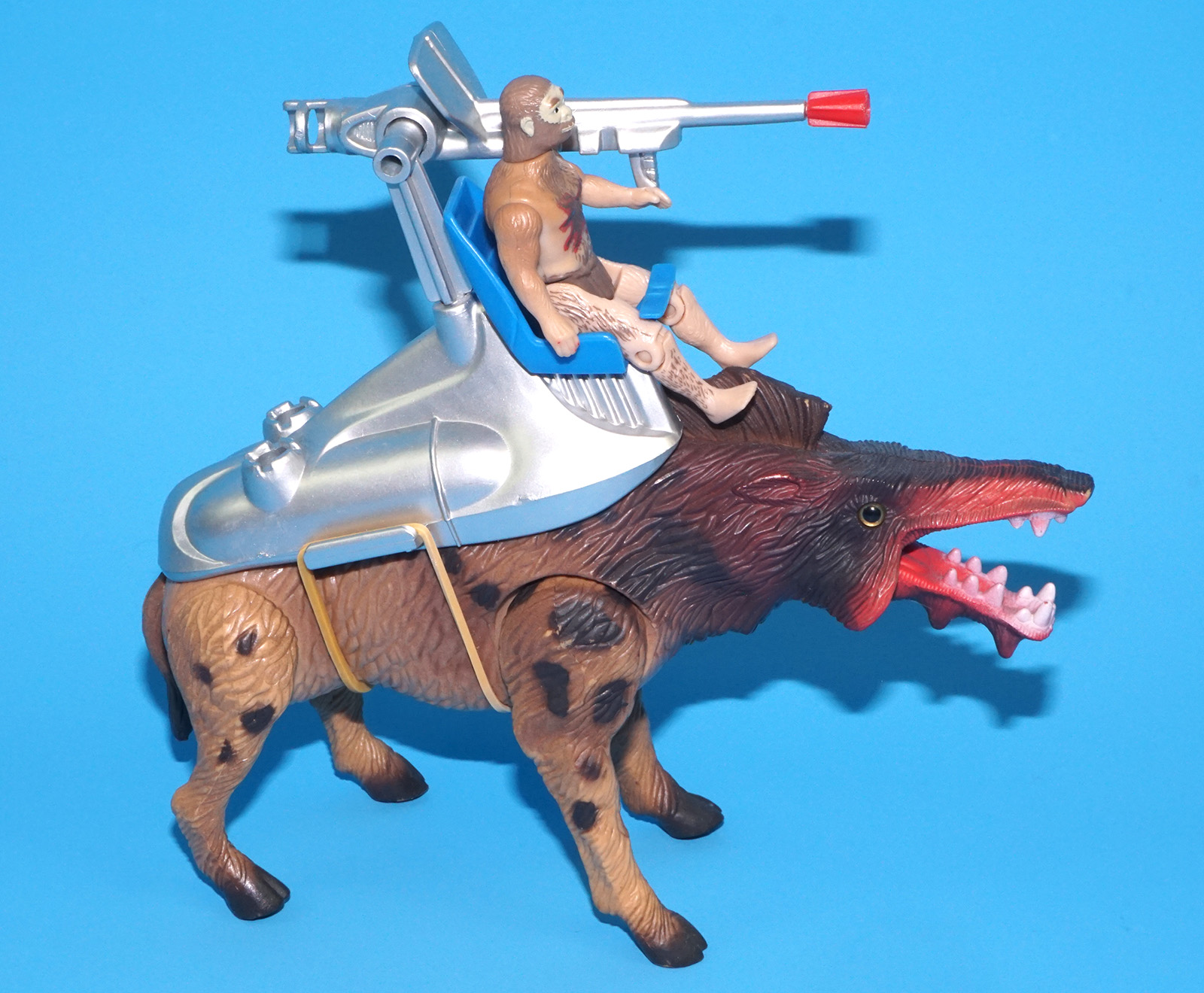 DINO RIDERS ICE AGE KILLER WART HOG & ZAR NEAR COMPLETE 1990 TYCO