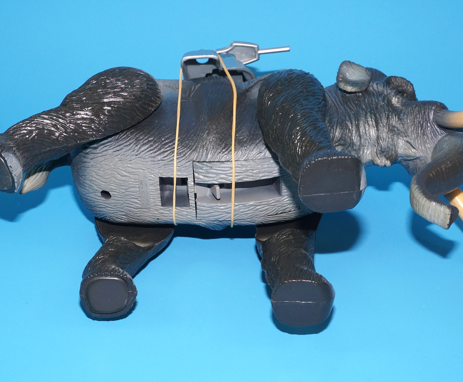 DINO RIDERS ICE AGE WOOLY MAMMOTH NOT COMPLETE 1990 TYCO READ - Image 8