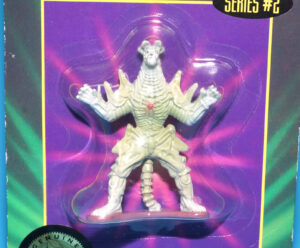 MMPR POWER RANGERS COLLECTIBLE FIGURE SERIES #2 SPACE ALIEN SKELERENA MOC MOSC US CARD 1994 BANDAI