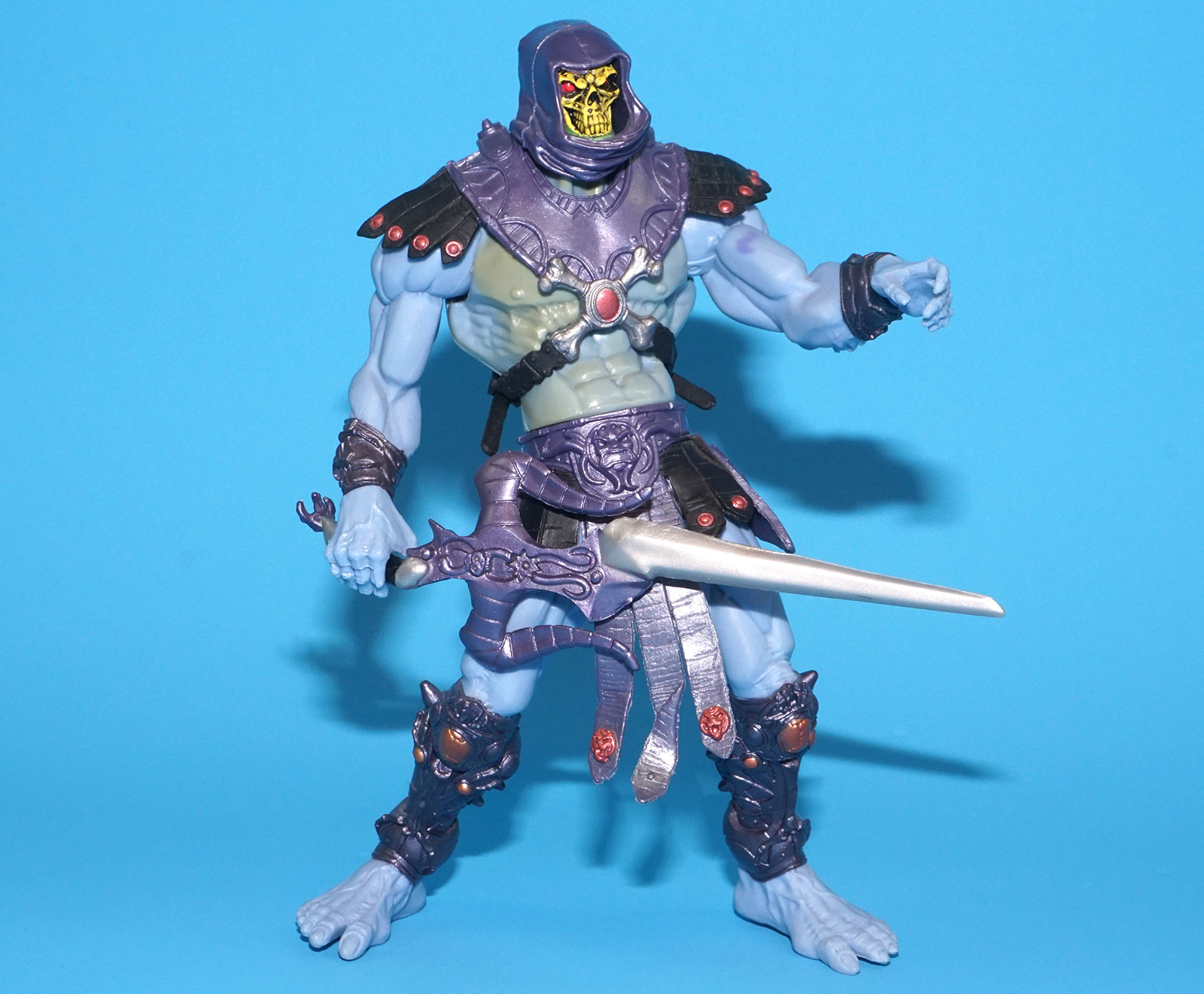 MOTU 200X HE-MAN MASTERS OF THE UNIVERSE SKELETOR NEAR COMPLETE 2001 MATTEL - Image 3