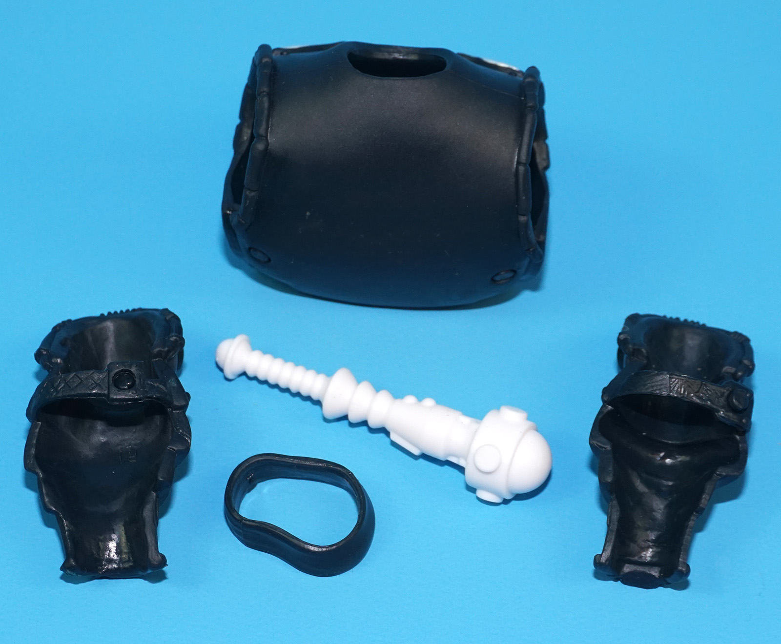 MOTU MASTERS OF THE WWE UNIVERSE MACHO MAN RANDY SAVAGE SPARE PART EVIL HORDE ACCESSORY SET 2010 MATTEL WWF - Image 2