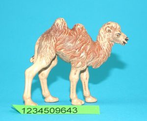BRITAINS ZOO #1352 BABY CAMEL 1970s ENGLAND