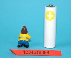 DISNEYKINS SNOW WHITE DWARF BASHFUL MINI FIGURE 1960s MARX DISNEY