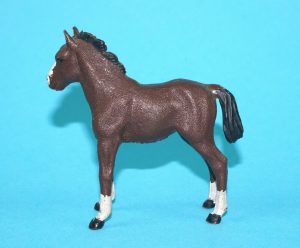 BRITAINS FARM #2122 H2122 COLT STANDING 1960s ENGLAND