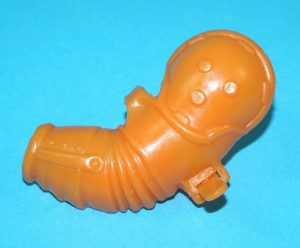 MOTU HE-MAN MASTERS OF THE UNIVERSE ORIGINAL SPARE PART MAN-AT-ARMS ARM ARMOR TAIWAN 1981 MATTEL