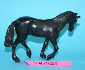 BRITAINS FARM #2110 FIELD HORSE 1990s ENGLAND