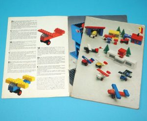 LEGO 222 SYSTEMS IDEA BOOK 1975 LEGO GROUP