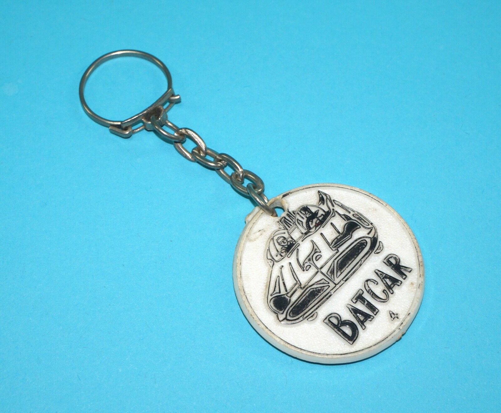 BATMAN KEYRING KEYCHAIN DUTCH PROMOTIONAL BATMAN KWARTET #4 'BATCAR' 1966 HONIG PROMO HOLLAND - Image 2
