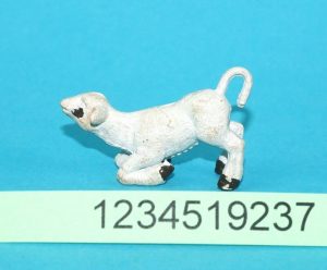 BRITAINS FARM #2216 ASSORTED LAMBS #2211 H2211 H1576 LAMB KNEELING 1950s HERALD