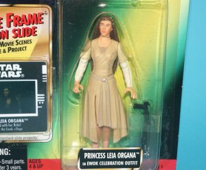 STAR WARS POTF2 PRINCESS LEIA EWOK CELEBRATION MOC MOSC US FREEZE FRAME CARD 1997 KENNER