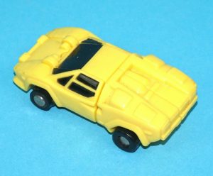 TRANSFORMERS G1 ORIGINAL SPARE PART MICROMASTER RACE CAR PATROL FREEWHEELER 1989 PLAYMATES