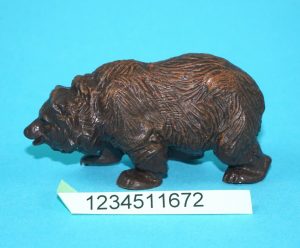 BRITAINS ZOO #1336 BROWN BEAR 1960s ENGLAND