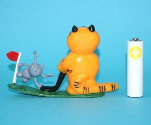 HEATHCLIFF & THE CATILLAC CATS PVC TOY FIGURE HEATHCLIFF 1984 YOLANDA