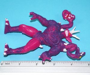 ULTRAMAN 4" PVC TOY FIGURE VILLAIN 1988 YOLANDA COMANSI TSUBURAYA